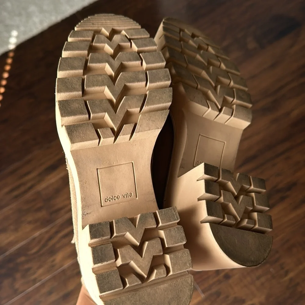 Dolce Vita boots - Picture 3 of 3